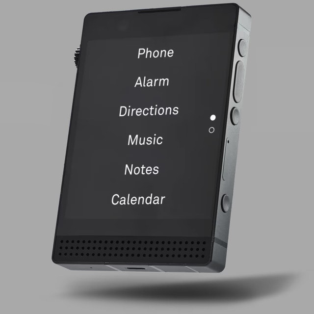 2024-06-light-phone-image-4