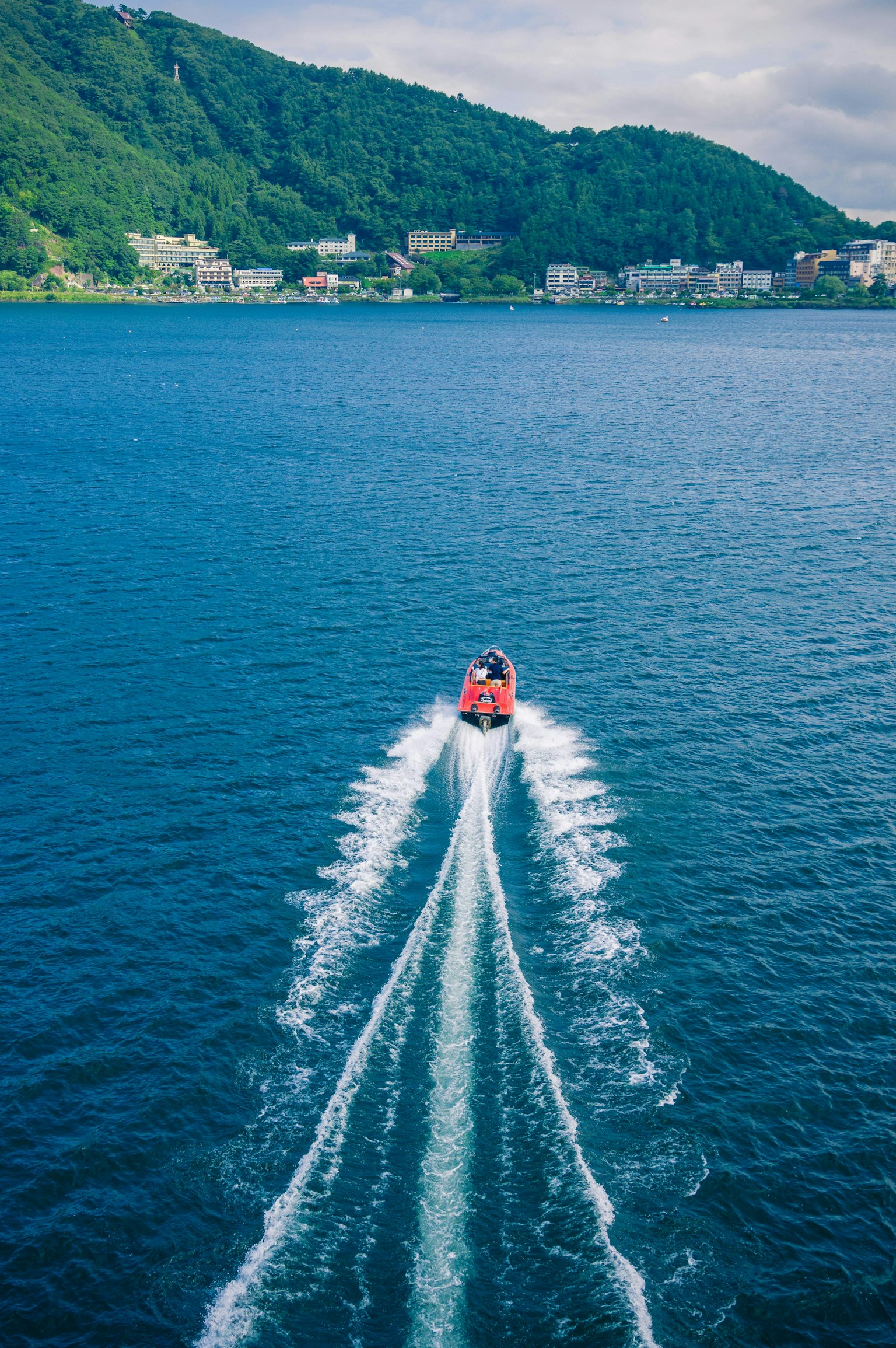 2025-05-accent-image-6