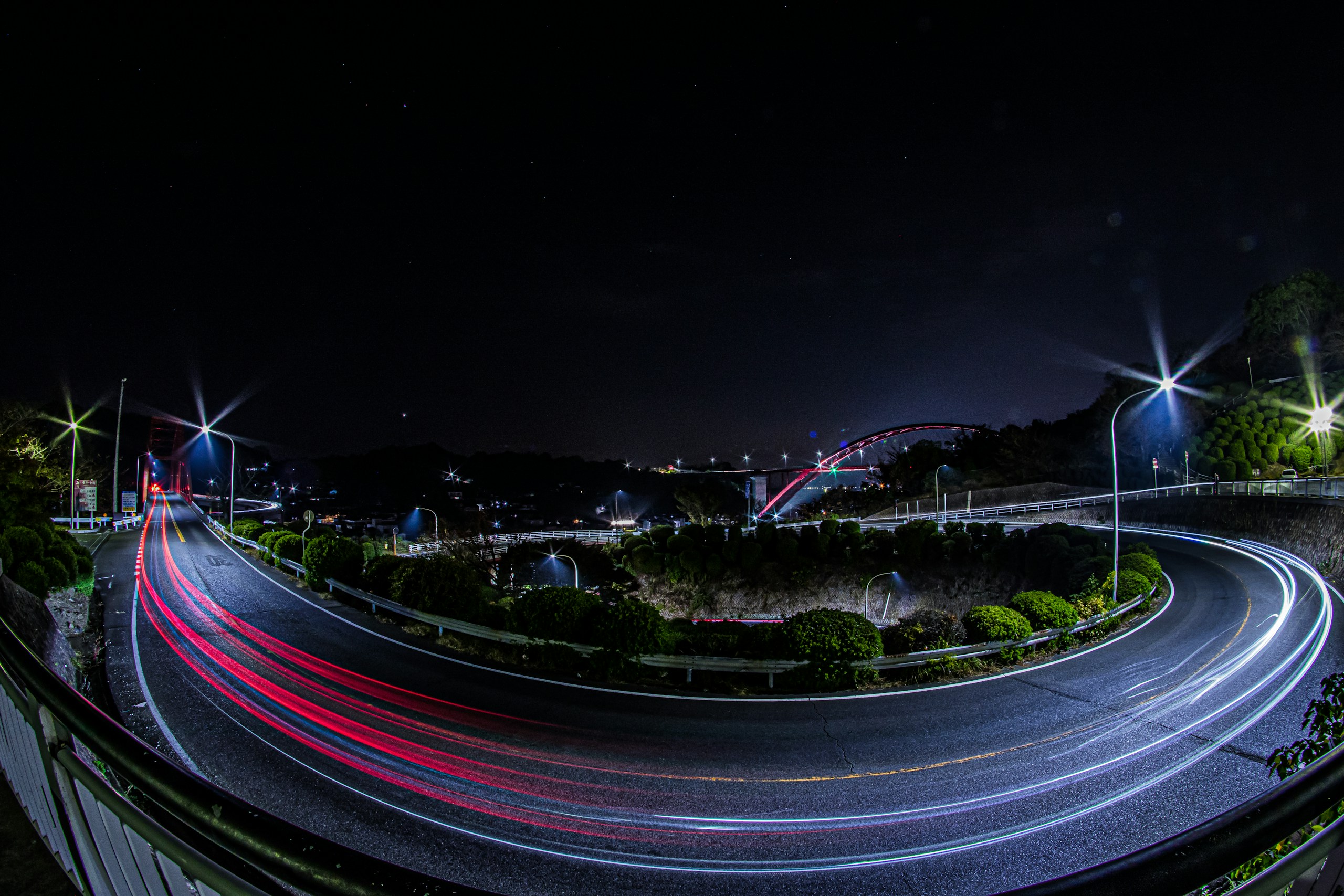 Photo by AYUMOON