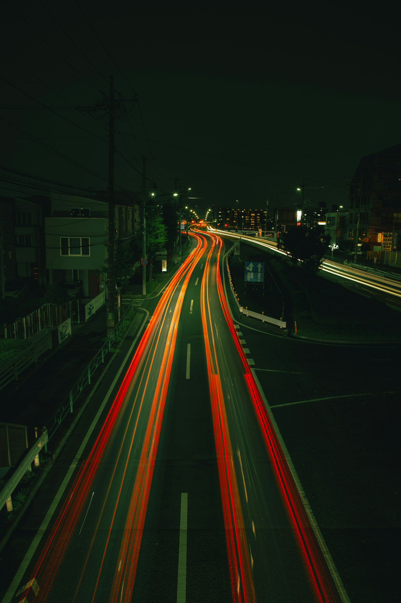 2024-11-traffic-trails-photography-image-8