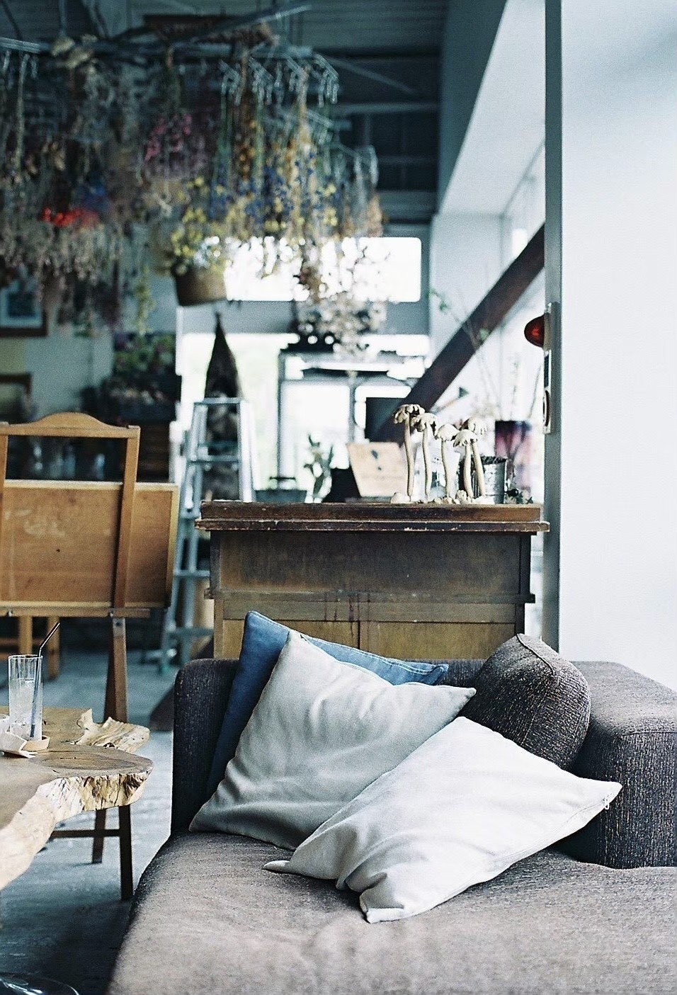 2024-12-imperfect-photography-trend-2025-image-10