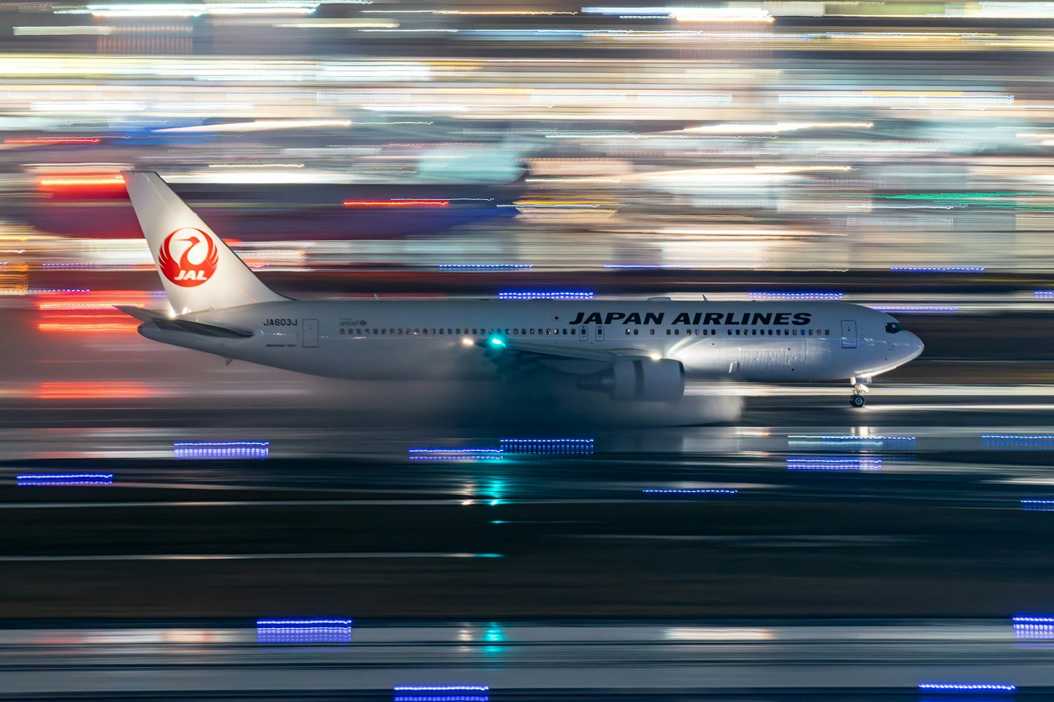 2025-09-blurred-moments-award-image-10