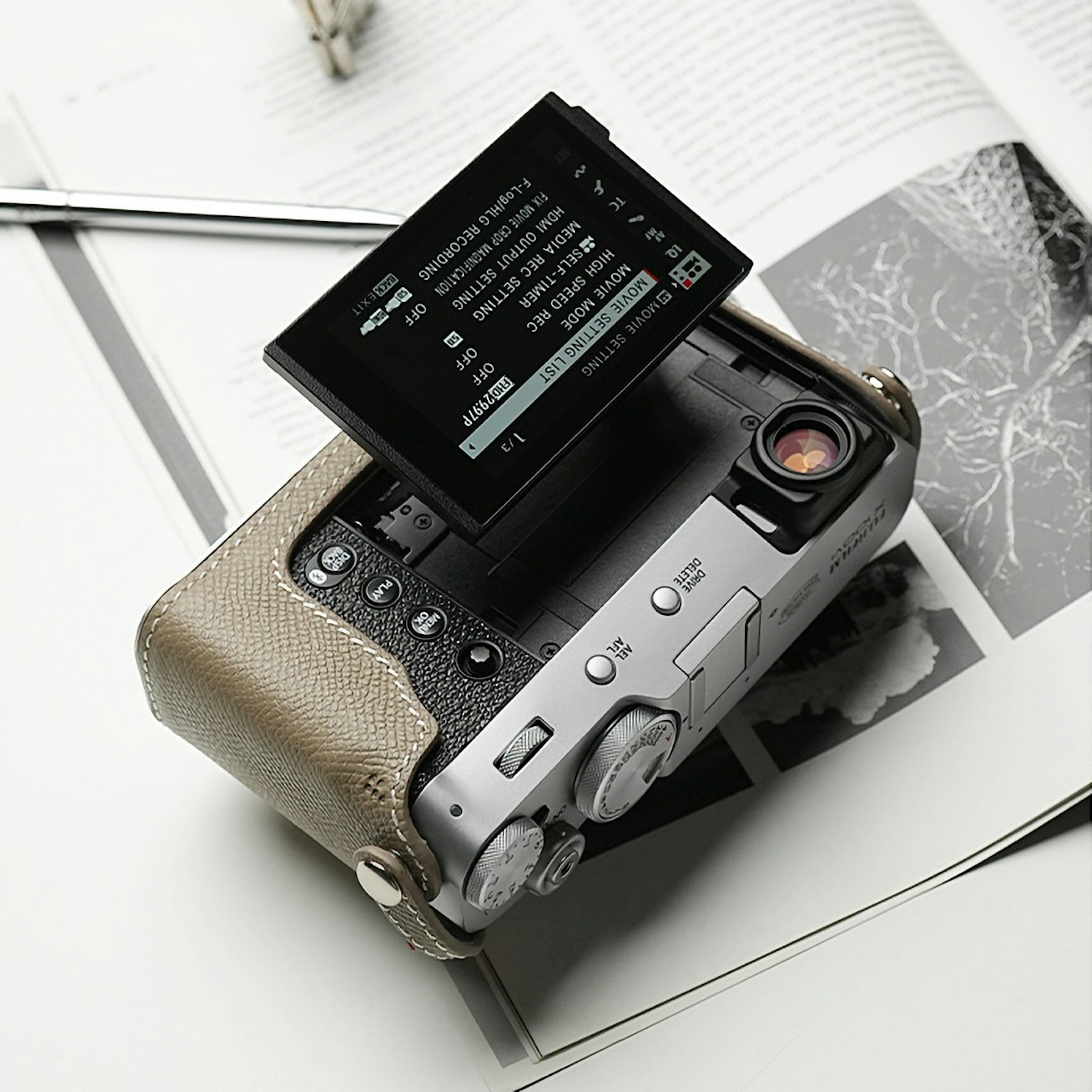 2024-03-fujifilmxvi-leather-cover-image-9