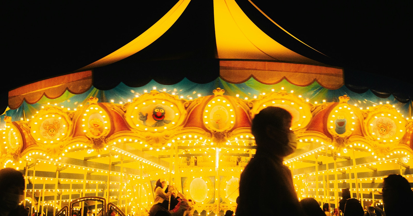 Why Are Merry-Go-Rounds So Captivating? | Knowledge #398