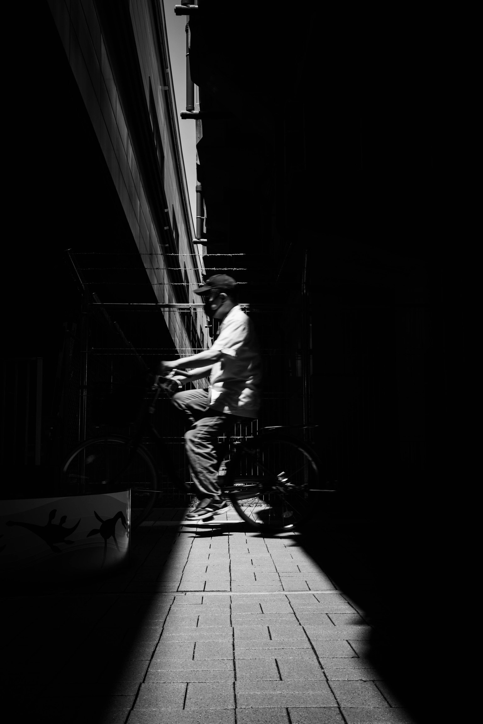 2025-12-monochrome-image-5