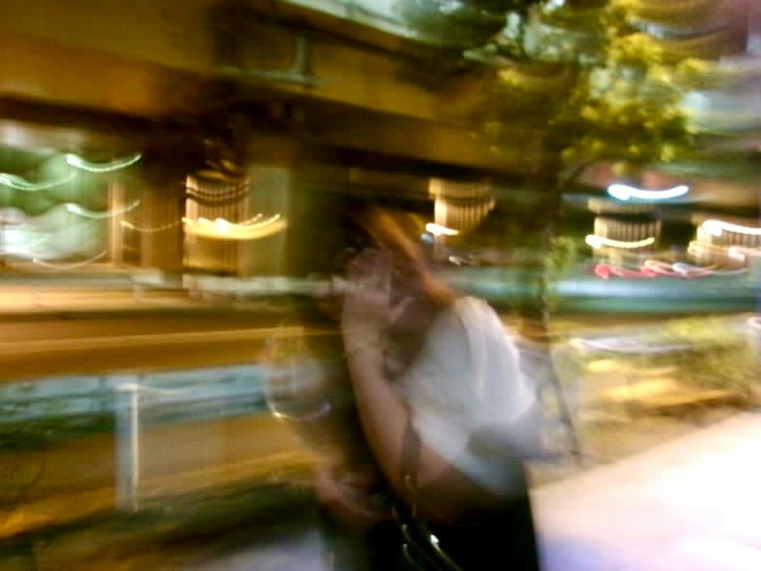 2025-11-kodak-compact-camera-revival-image-2