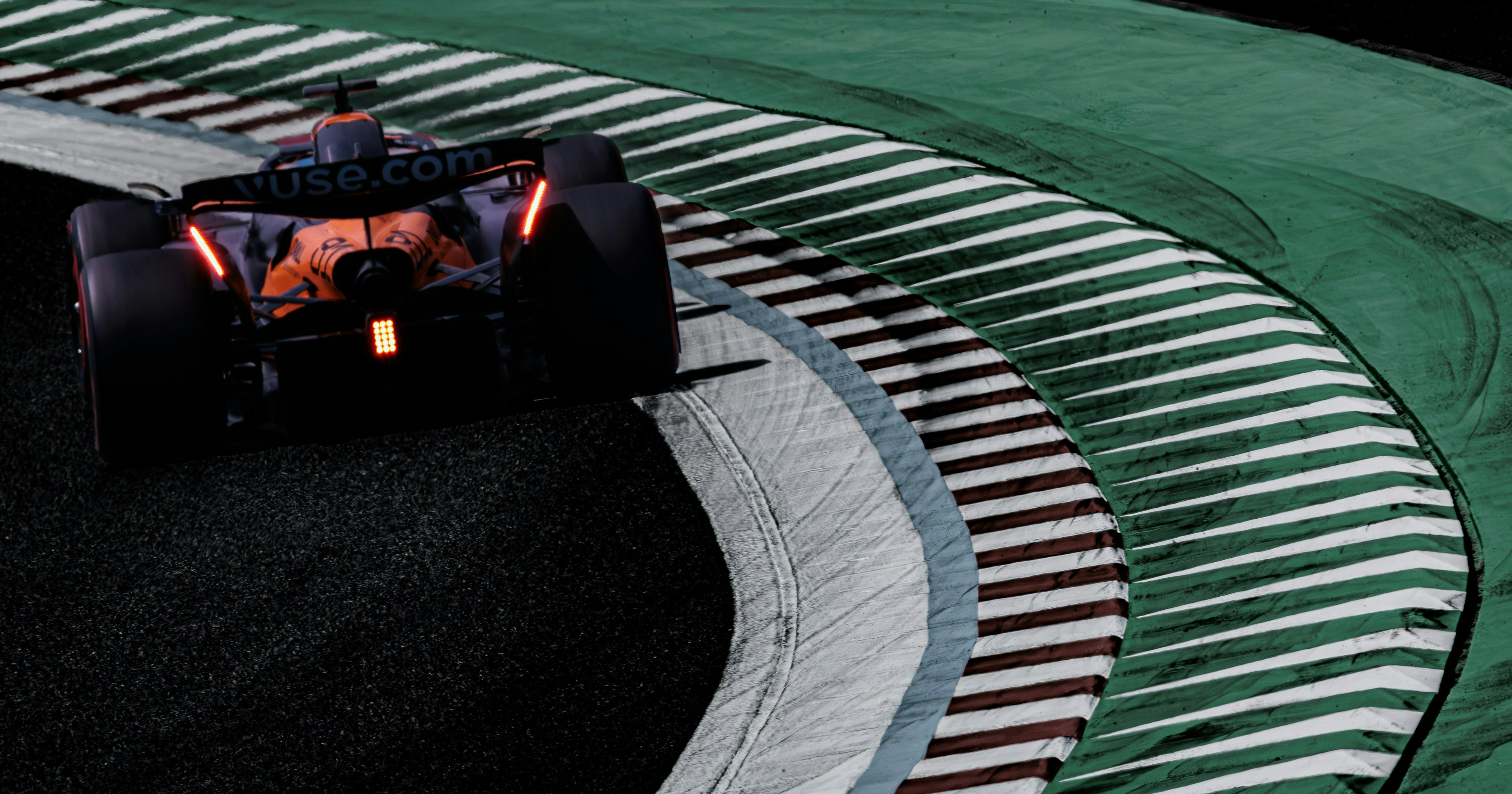 2025-06-apple-f1-haptic-trailer-cover-image
