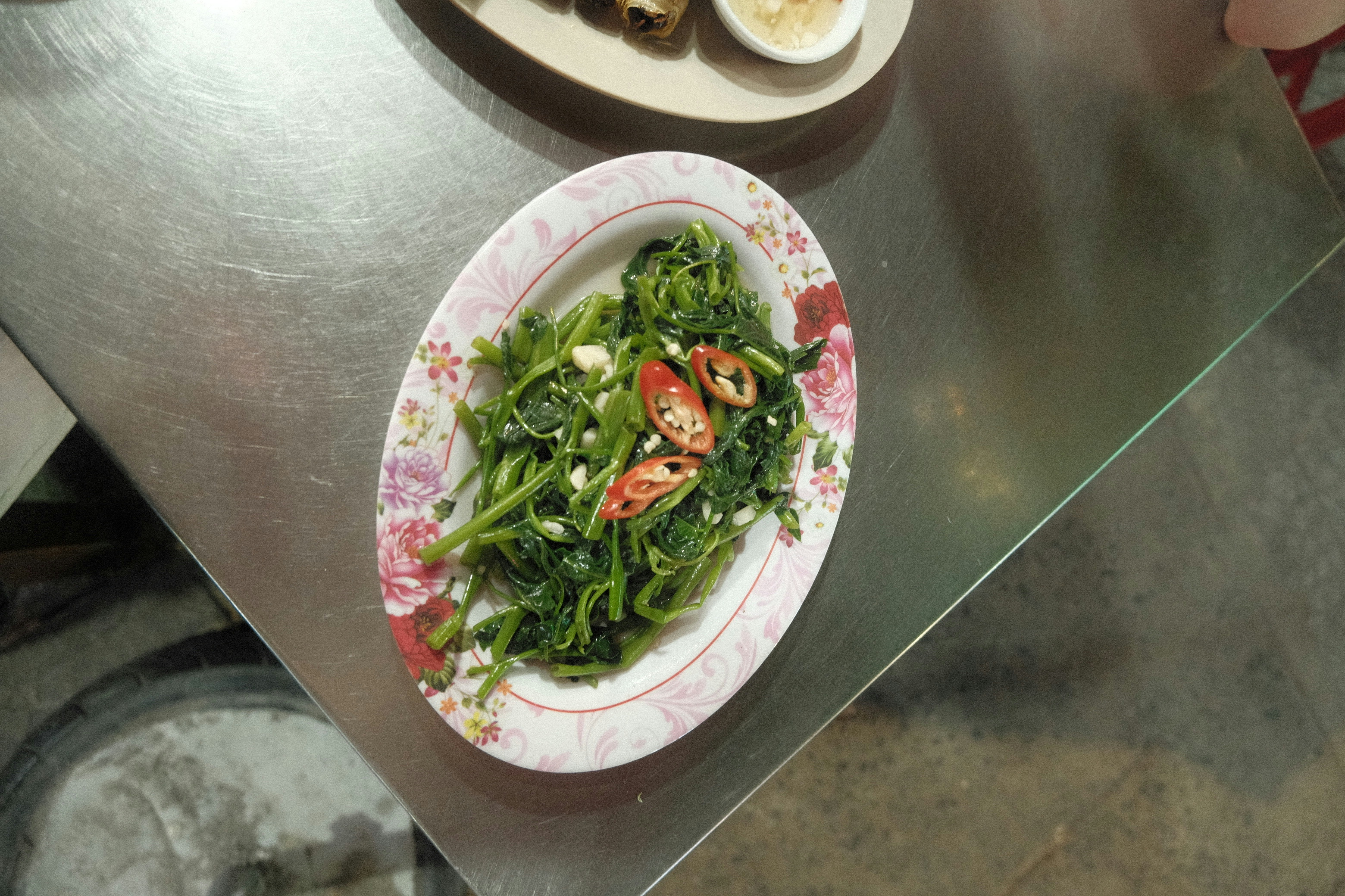 2025-12-light-color-portraits-cover-image