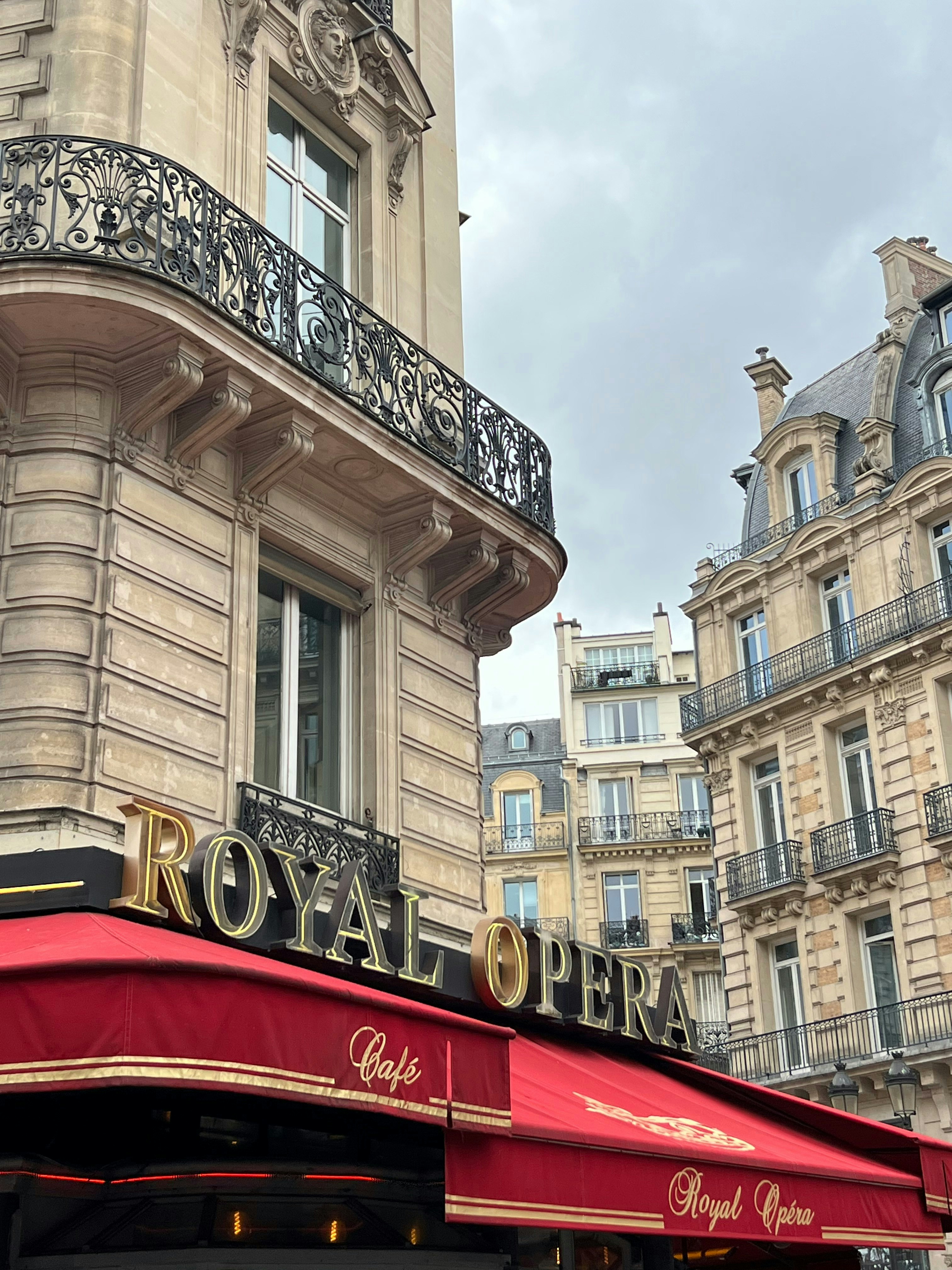 2025-04-paris-image-23