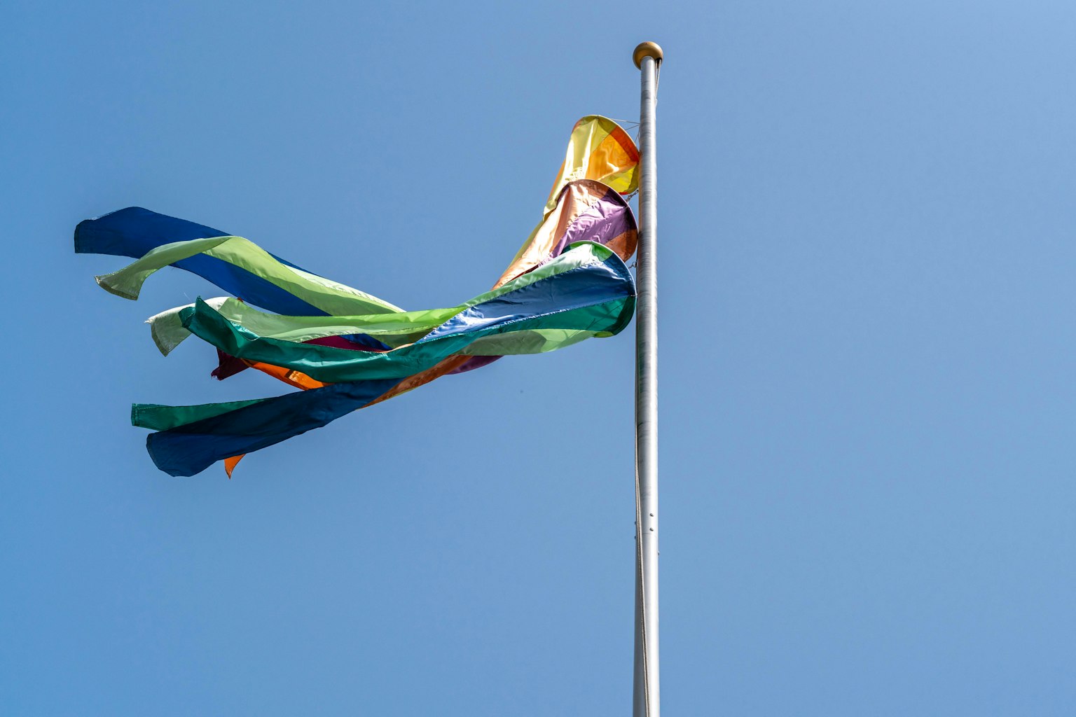 2024-09-modern-minimalism-photography-image-6