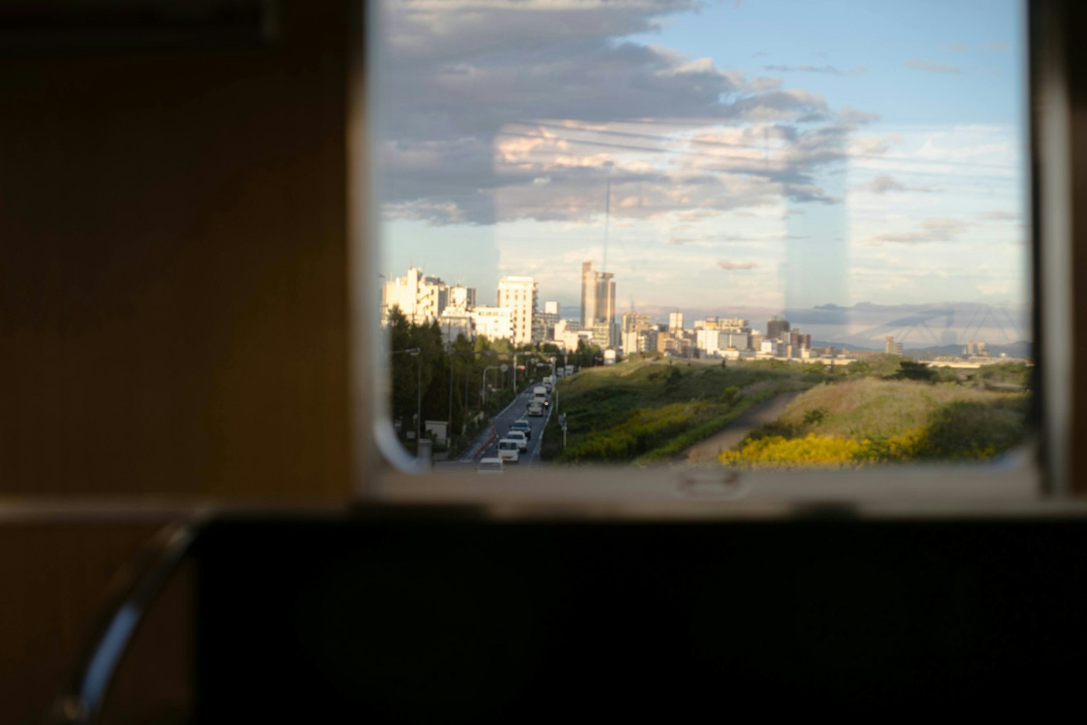 2025-01-beyond-the-window-image-4