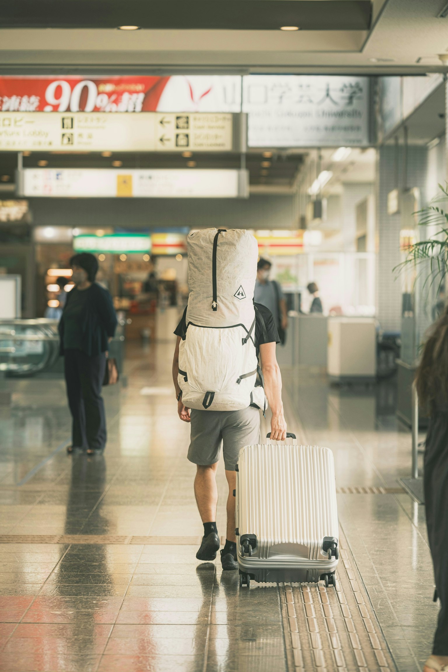2025-10-camera-trouble-abroad-image-2