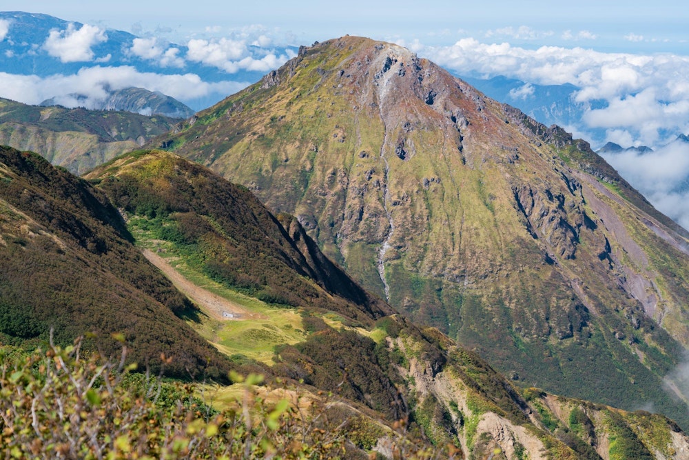 <p>火打山から見た新潟焼山の紅葉のグラデーションが美しかった。</p>