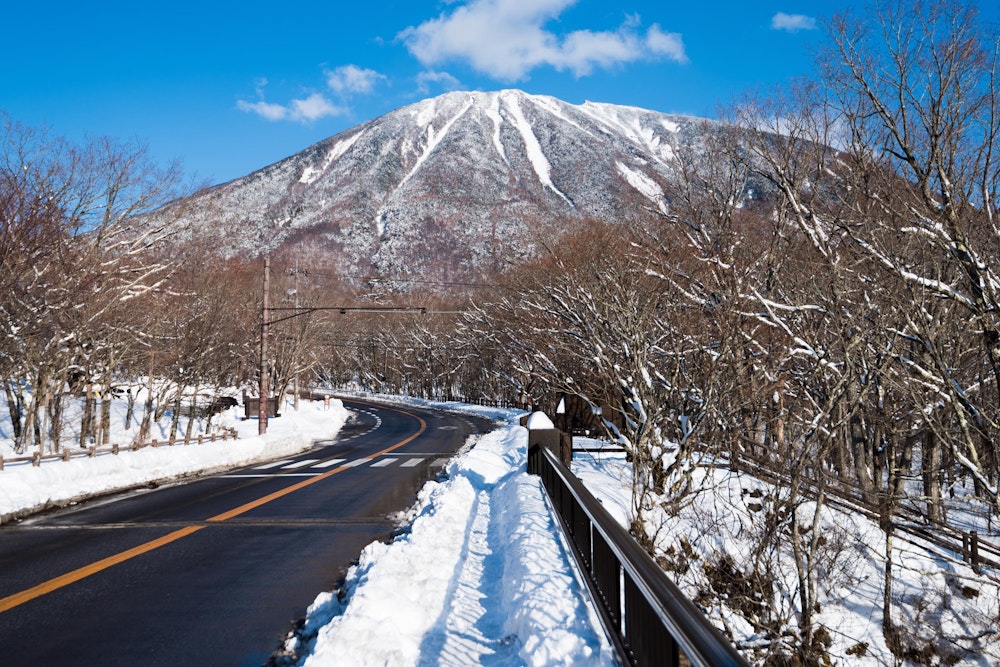<p>この場所からの男体山の迫力がすごい。</p>