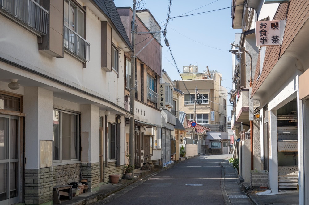 <p>松崎町雲見。小さな温泉街。</p>