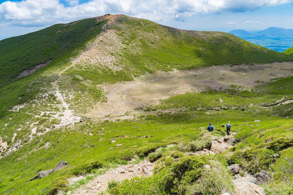 <p>せっかくなので、稲星山まで足を伸ばしてみる。</p>
