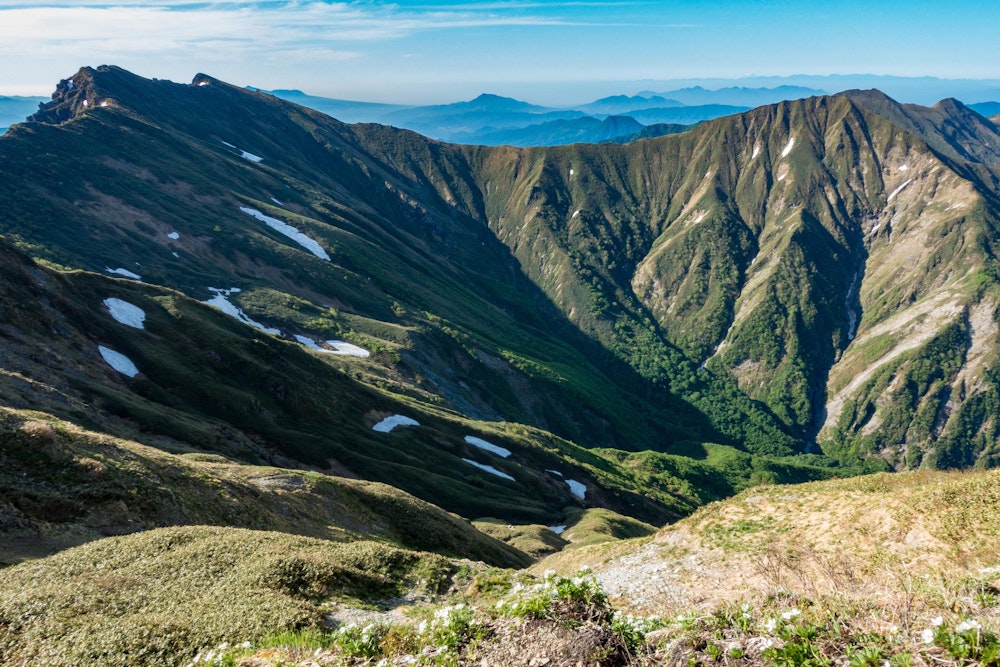 <p>吸い込まれていきそうな沢筋。</p>