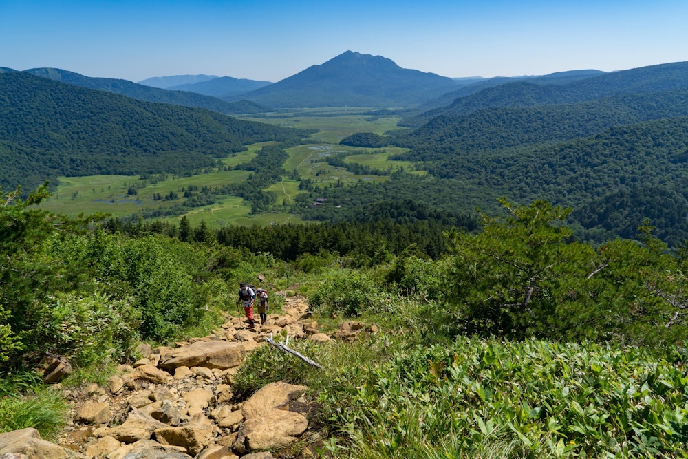 <p>至仏山の登山道からの尾瀬ヶ原の風景が素晴らしい。</p>