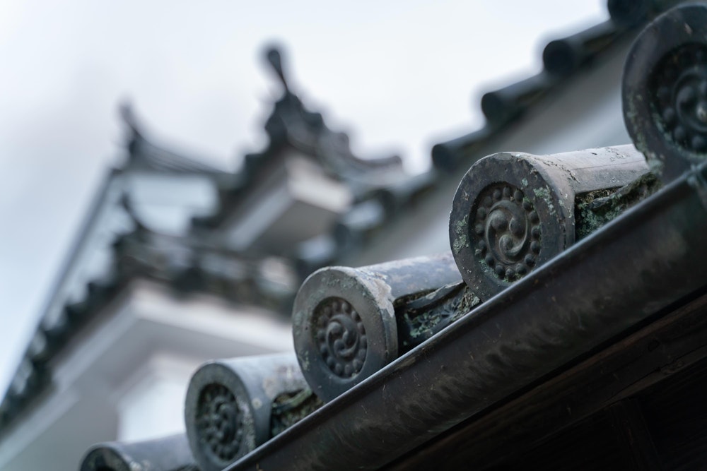 <p>立派な本瓦仕様の軒瓦。</p>