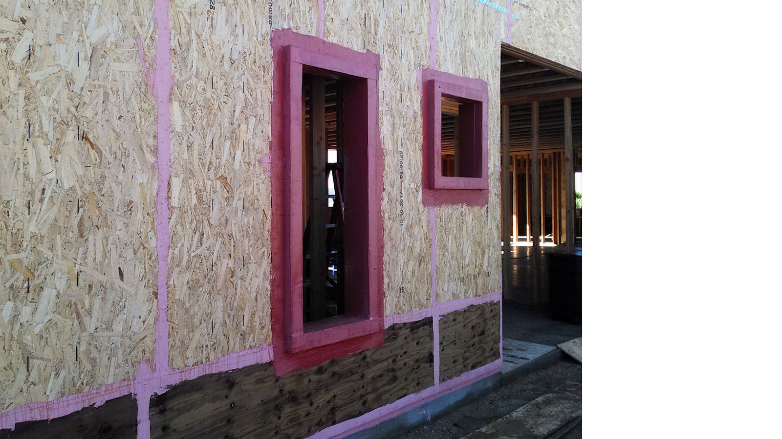 Hillside Ranch Net-Zero House - Image 13