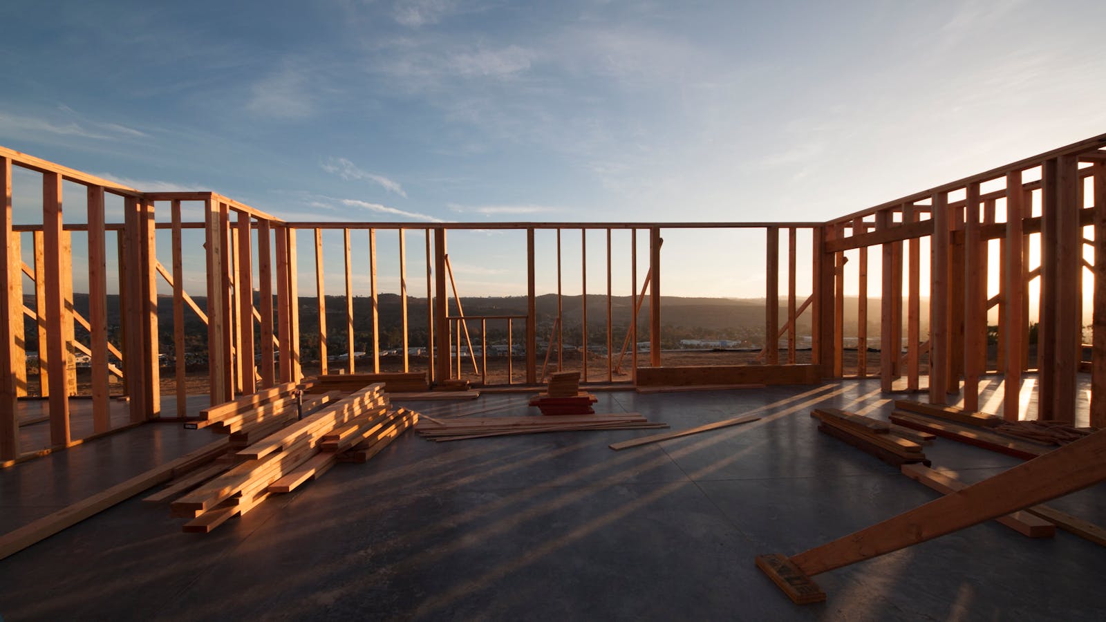 Hillside Ranch Net-Zero House - Image 12