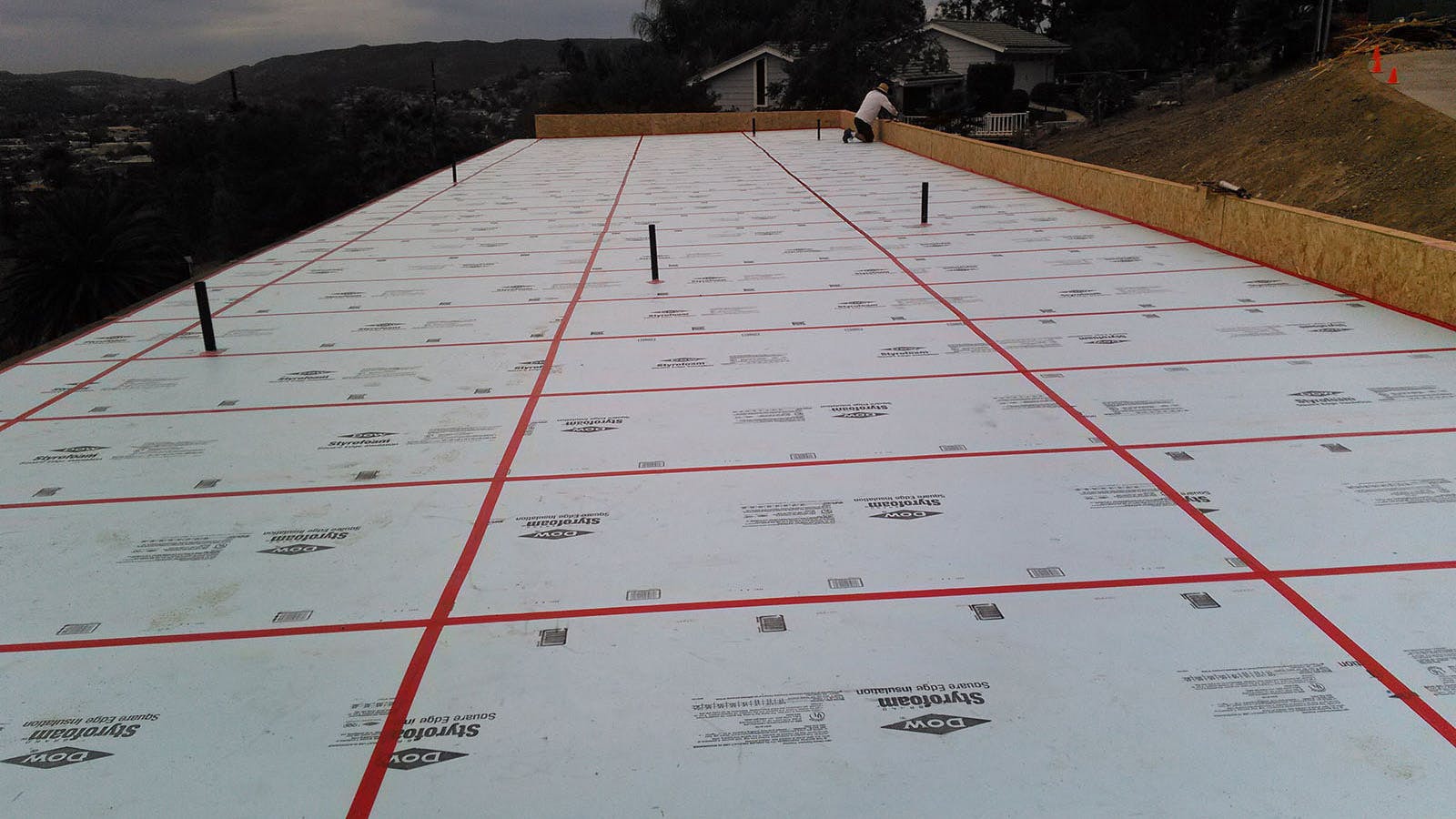 Hillside Ranch Net-Zero House - Image 14