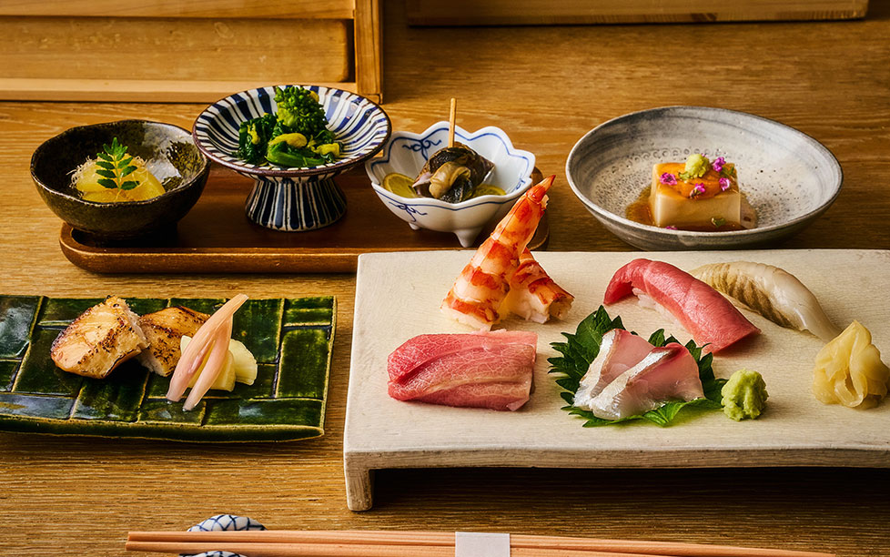 <p>the SUSHI Chef's Premium </p><p>"Tora no Tsuki" Dinner Course</p>