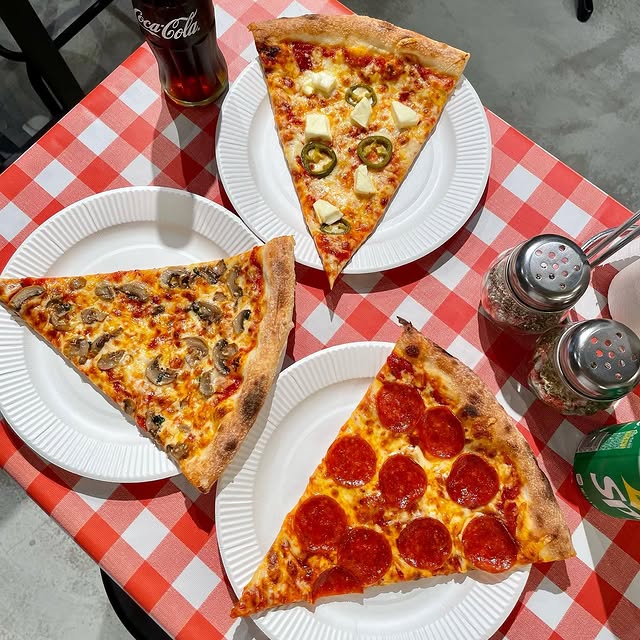 Maple Pizza gallery image 2