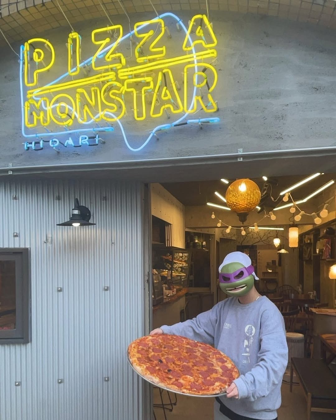 PIZZA MONSTAR HIDARI