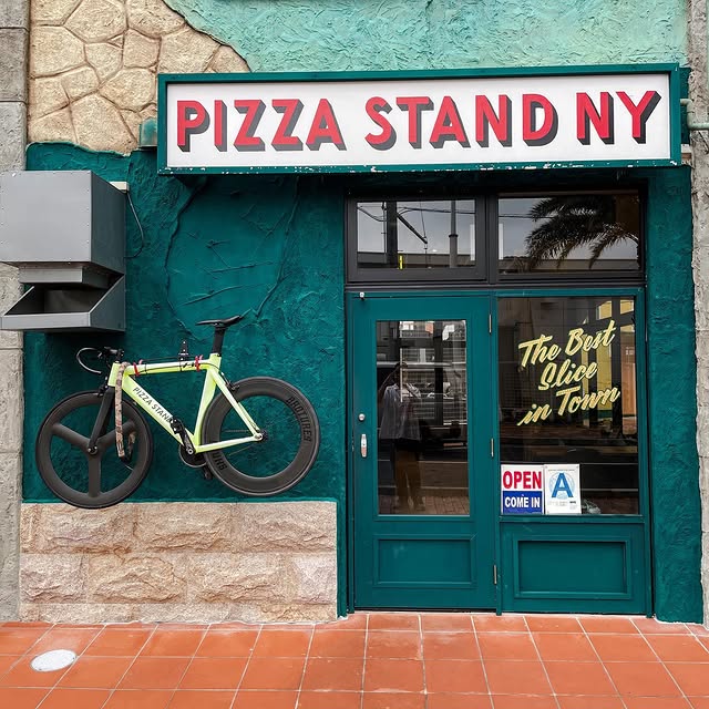 PIZZA STAND NY okinawa