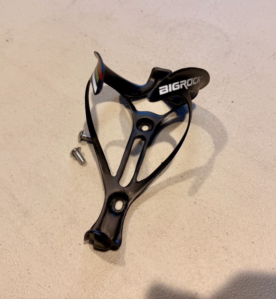 Carbon Bottle Cage image 3
