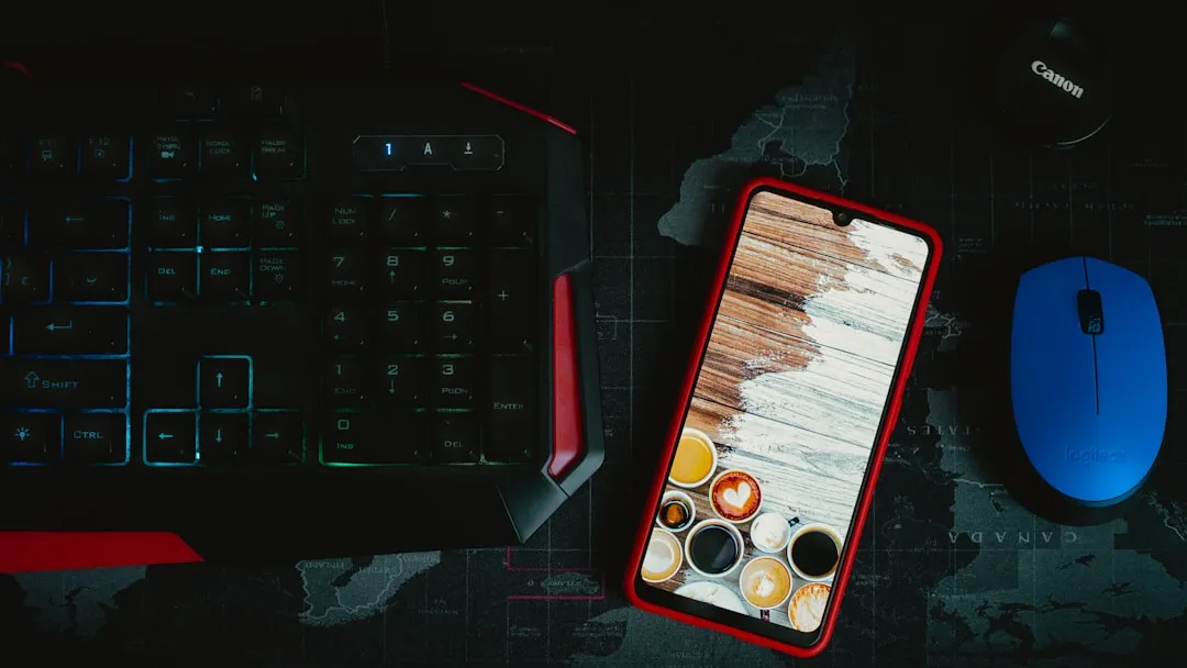 スマートフォンでゲームをプレイするユーザーとデジタル広告の関係
