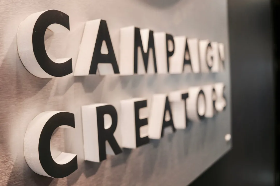 ブランド認知向上のための広告キャンペーン施策のイメージ