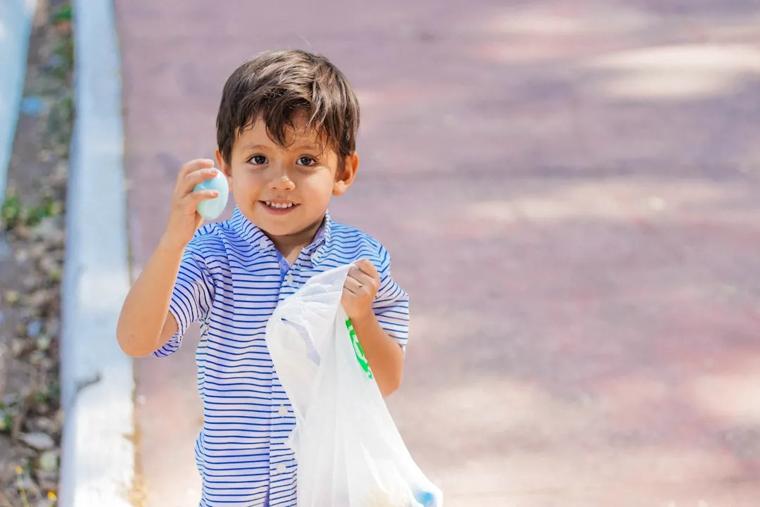 子どもが親に購買をお願いしている様子（ペスターパワーのイメージ）