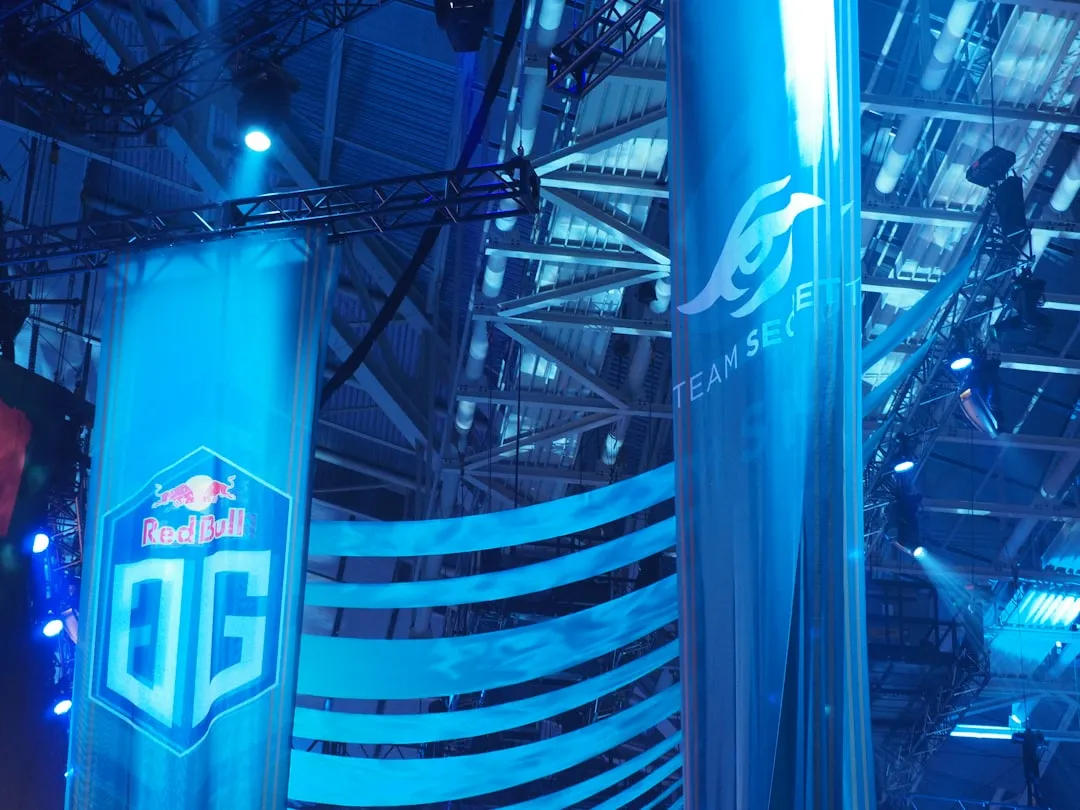 ゲーム内広告とライブ配信を組み合わせた統合施策の概念図