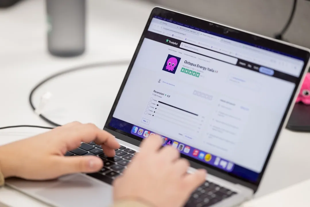 ブランドロイヤルティ構築のためのマーケティング戦略を立案するデジタルマーケター」 width=