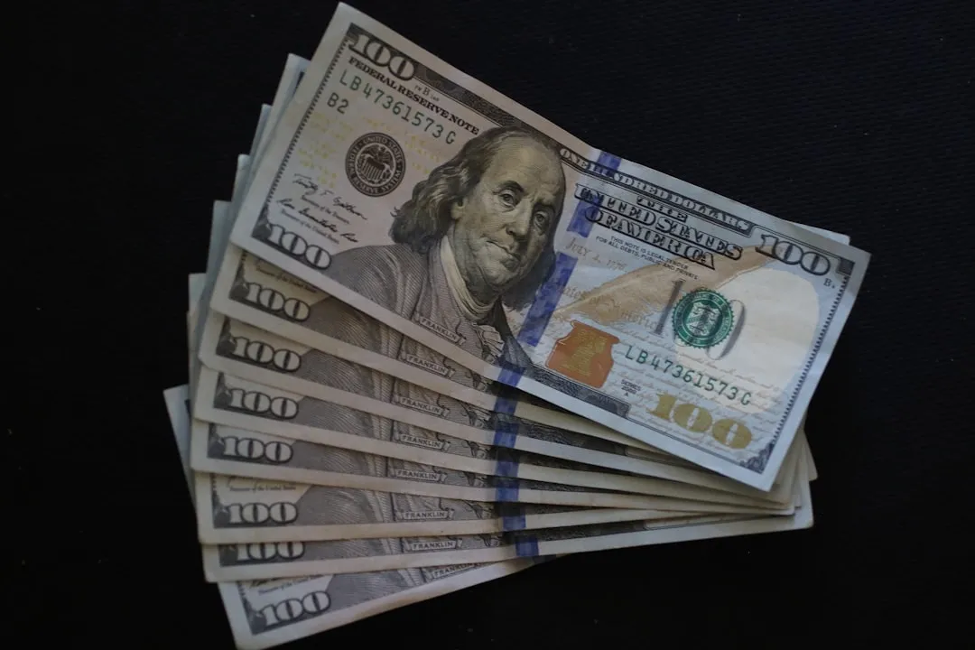 ゲーム内音声広告とサイネージ広告の費用・コスト相場比較イメージ