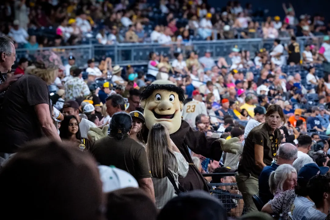 食品・飲料・アパレルブランドのゲーミング施策成功事例」 width=