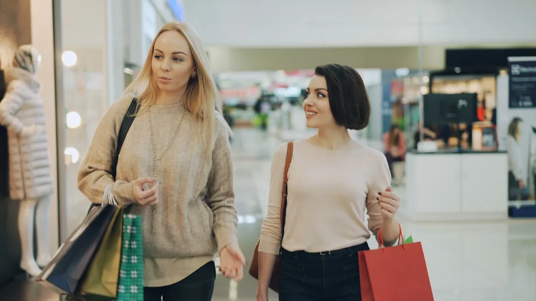 外食・食品・小売・インフラ各業界でのO2O施策活用と店頭誘導のイメージ