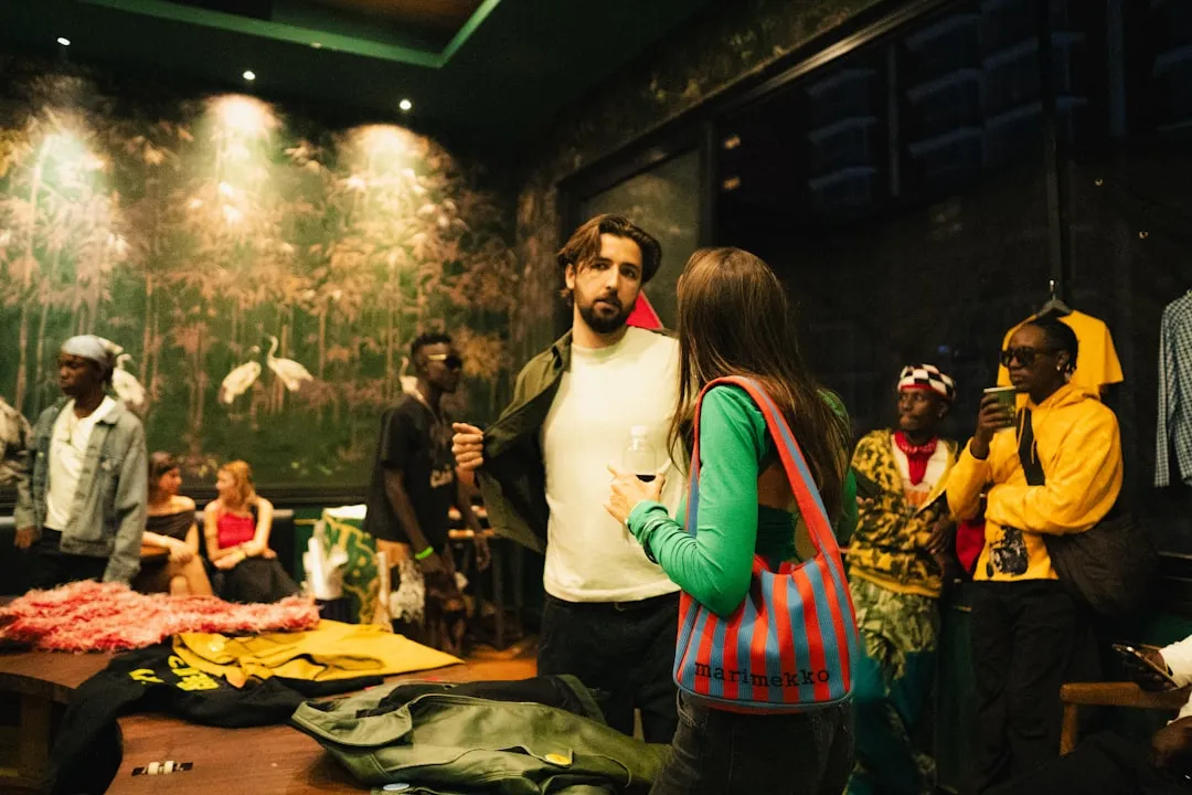 ブランド体験施策の比較検討イメージ」 width=