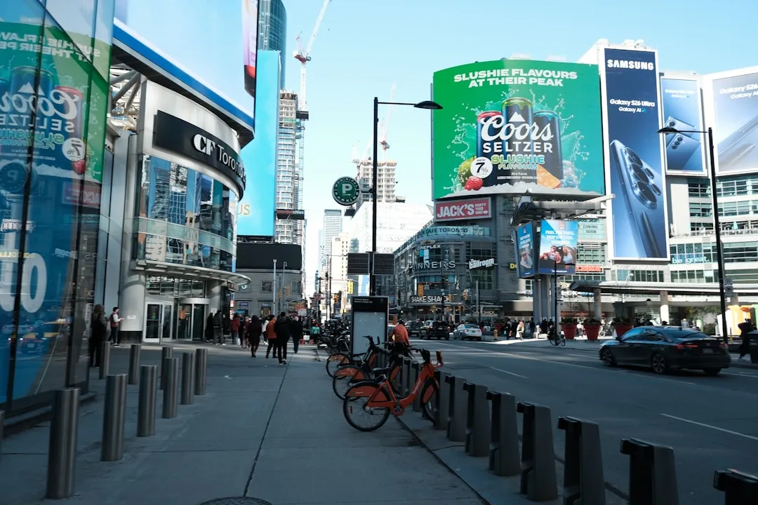 ゲーム内広告フォーマット別のFMCG適性マトリクス（認知目的とエンゲージメント目的の2軸）