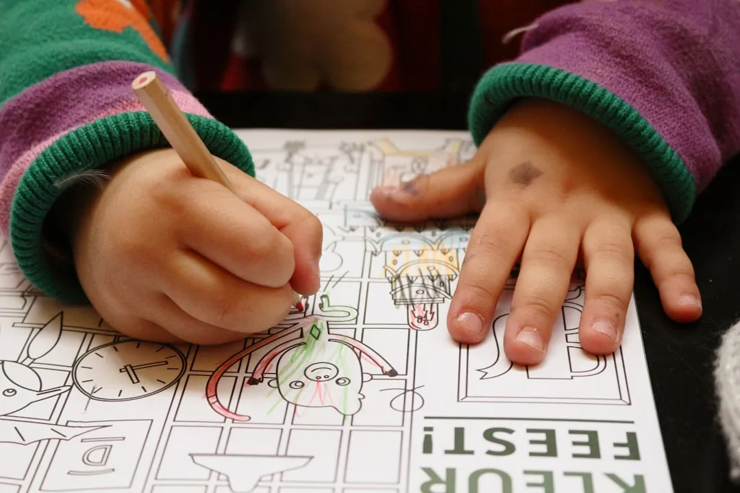 子どもが工作・体験活動に取り組む体験型イベントのイメージ