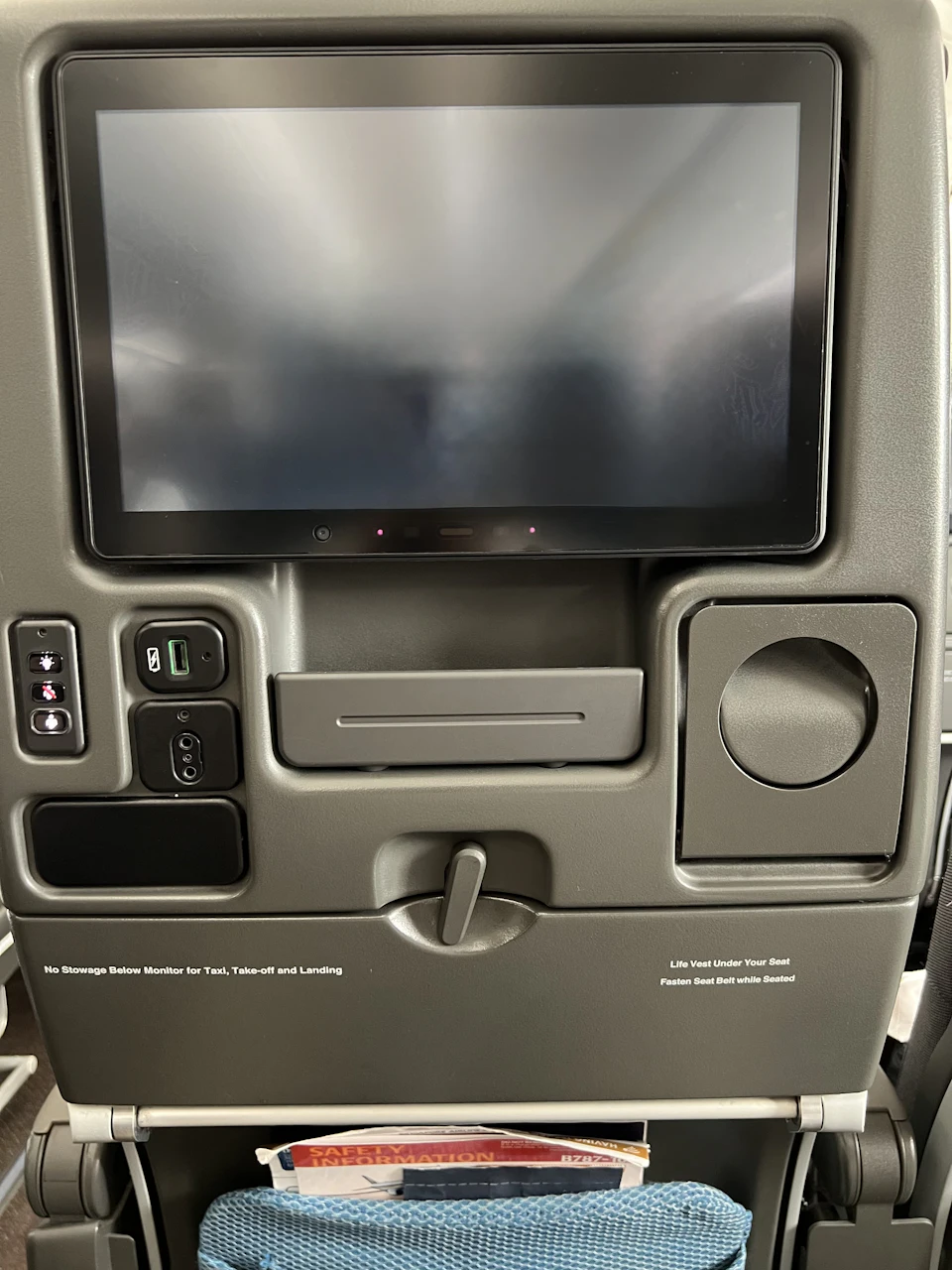 成田（NRT）→シンガポール（SIN）の内装の画像 2