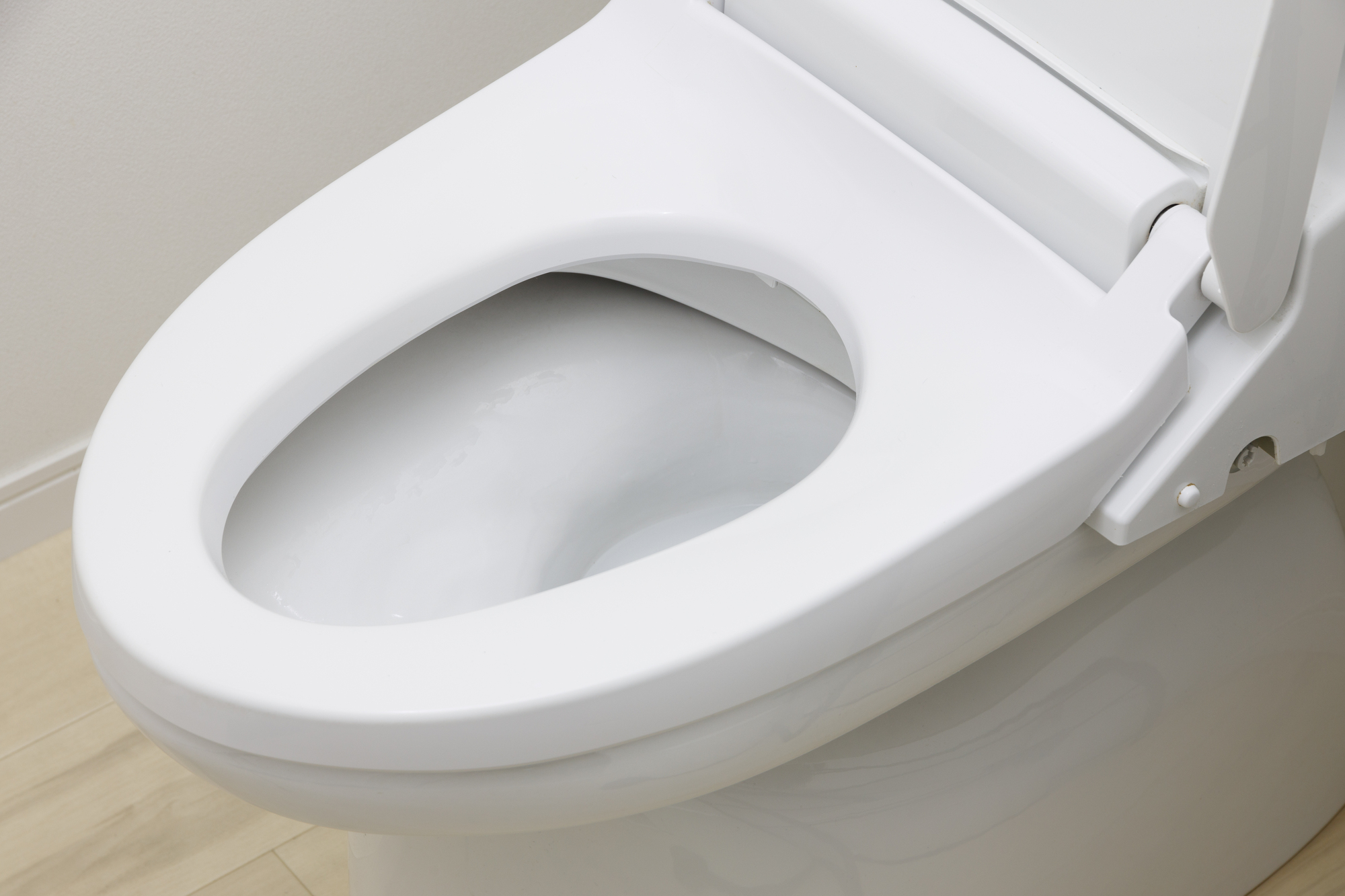 トイレの便座交換は自分でできる？交換方法や注意点、費用まで徹底解説 