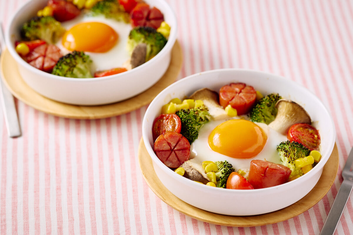 レシピ】グリルで手軽に!「カラフル野菜と卵のココット」 | 東京 レシピ】グリルで手軽に!「カラフル野菜と卵のココット」 | 東京