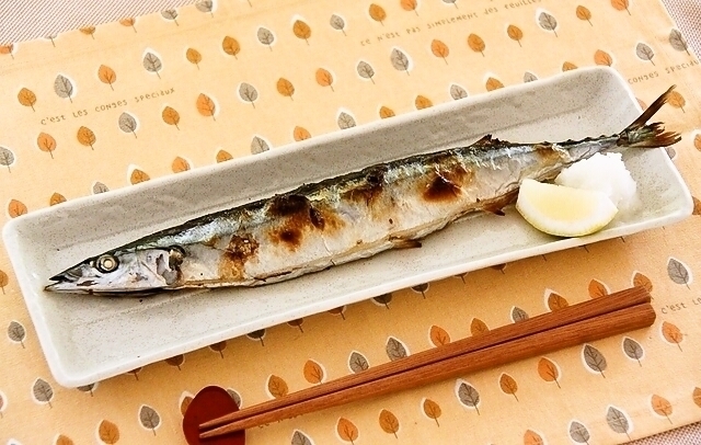 レシピ】秋の味覚をジューシーに「さんまの塩焼き」 | 東京ガス