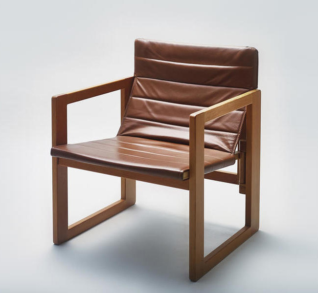 話題のニーチェアXとは? 見て美しい! 使って便利! 珠玉の「折りたため