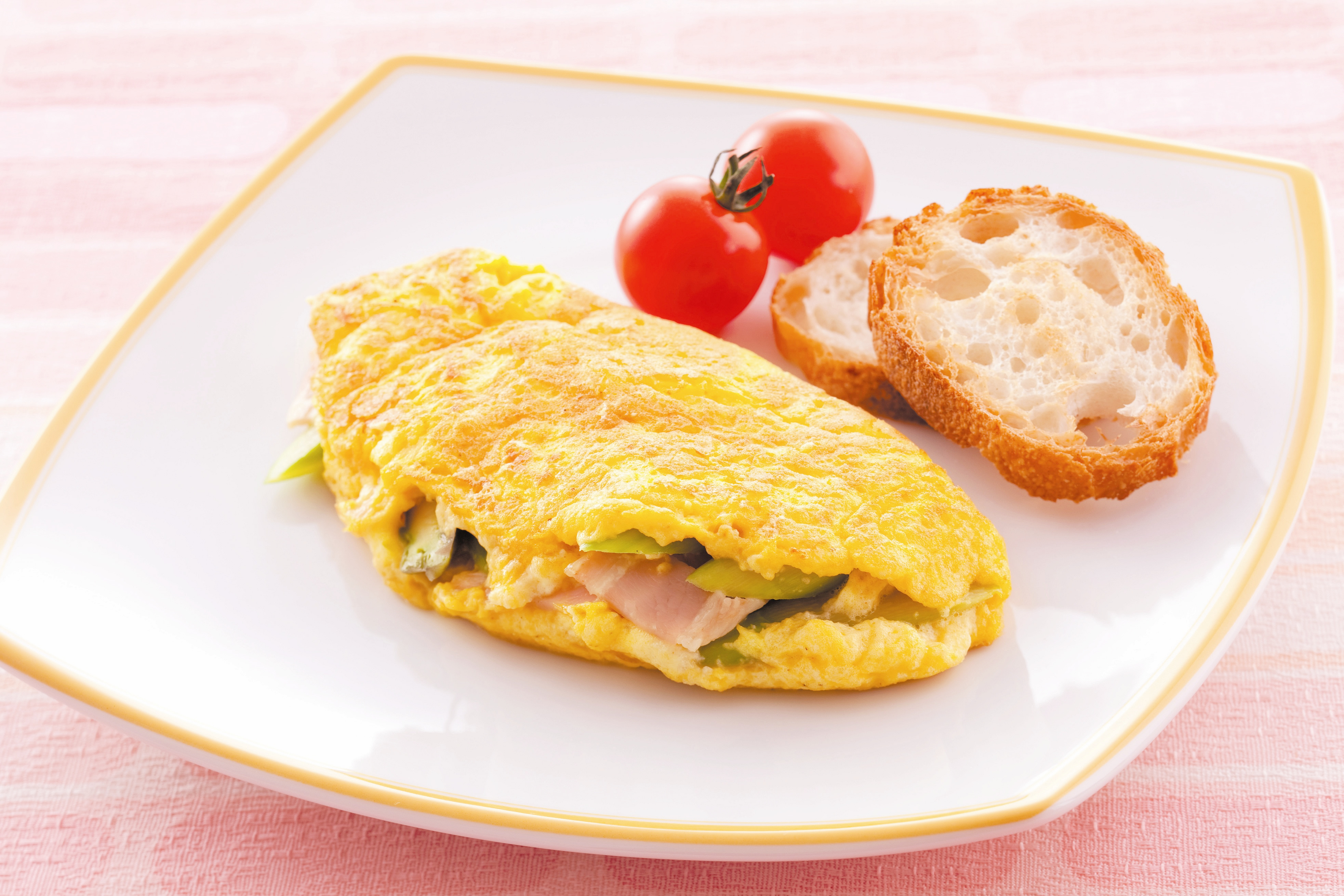 レシピ】ふわふわ食感がたまらない!「スフレオムレツ」 | 東京ガス