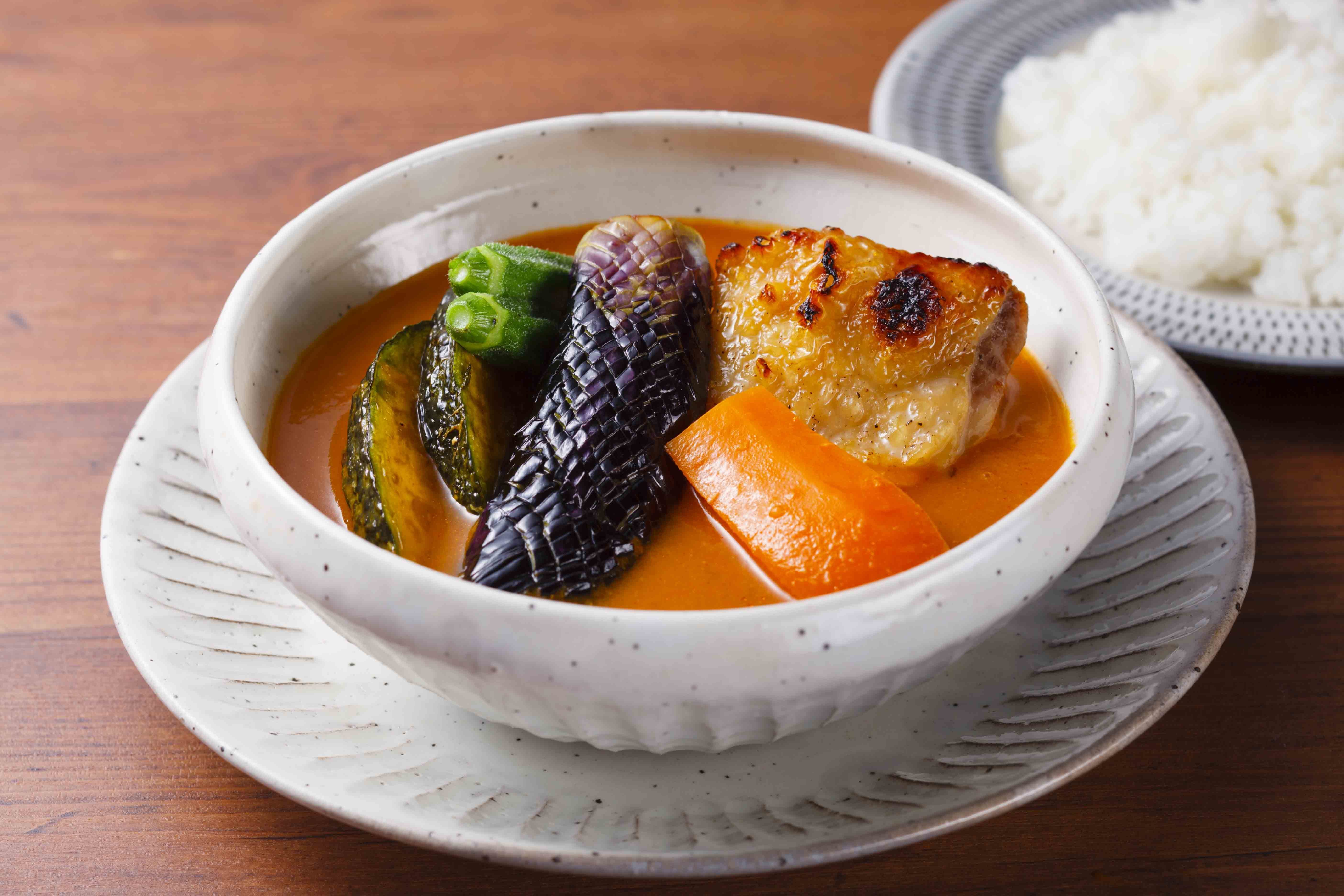 レシピ】本格「グリルチキンと夏野菜のスープカレー」 | 東京ガス ウチコト