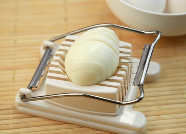 卵の薄切りだけじゃもったいない!「エッグスライサー」のOK&NG活用法を
